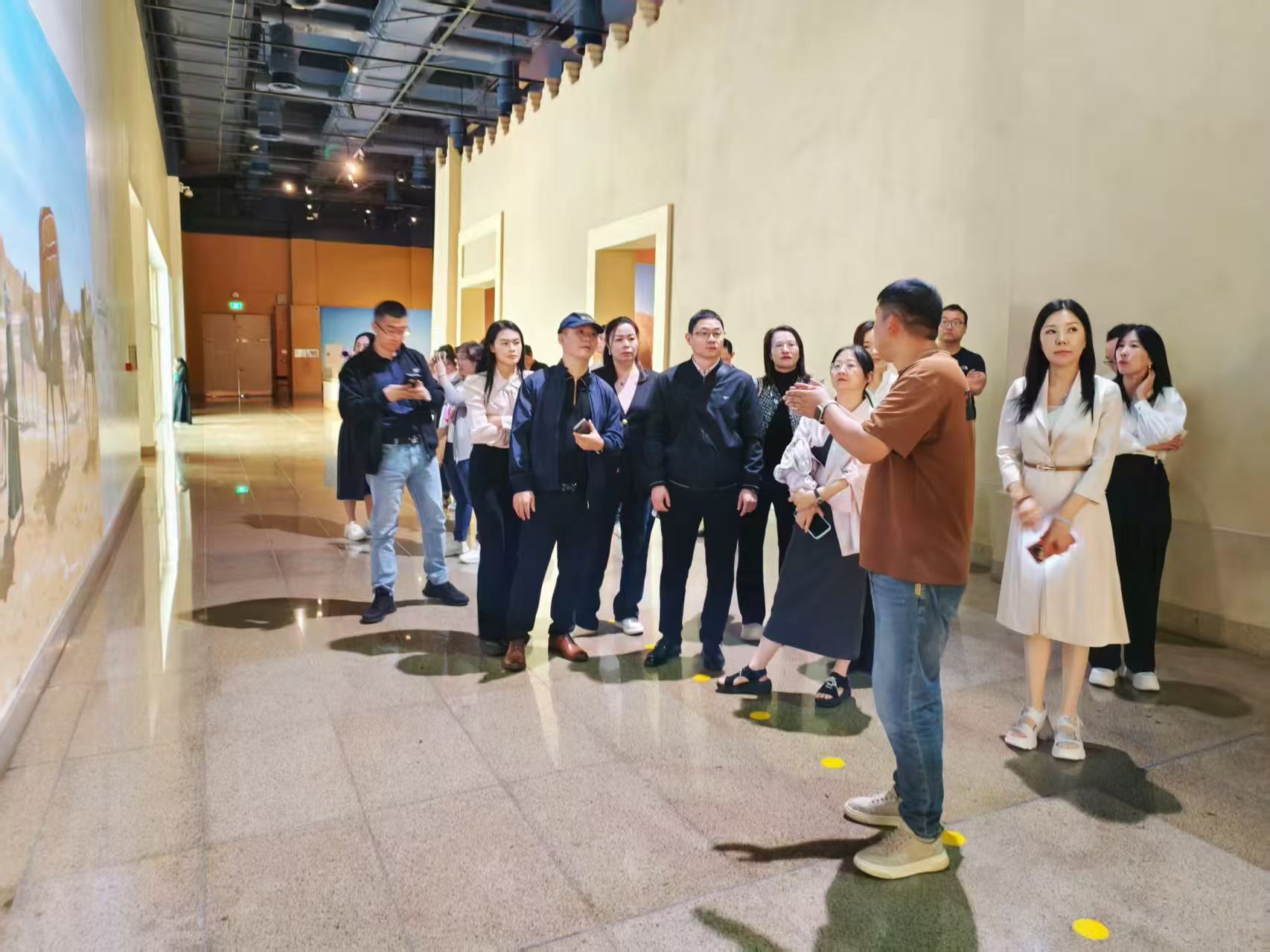 Indoor cultural tour and guided visit